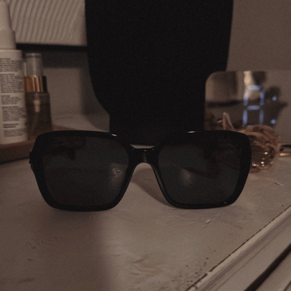 CHANEL Black Sunglasses Classic Wayfarer Design